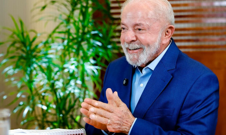 Lula mostra preocupação com endividamento e defende proibir bets