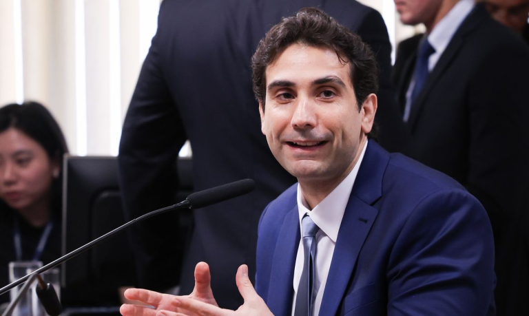 Galípolo afirma que orientação era investigar qualquer um, “sem pirotecnia”