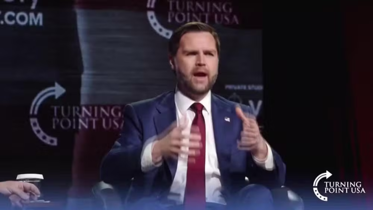 “O papa deve ter cuidado ao falar sobre teologia”, disse vice de Trump