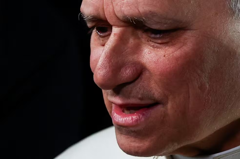 Papa Leão XIV chama de “inaceitáveis” ameças de Trump contra povo do Irã
