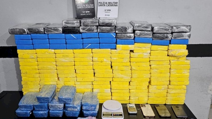 Operação em conjunto contra tráfico de drogas prende 12 pessoas em SC