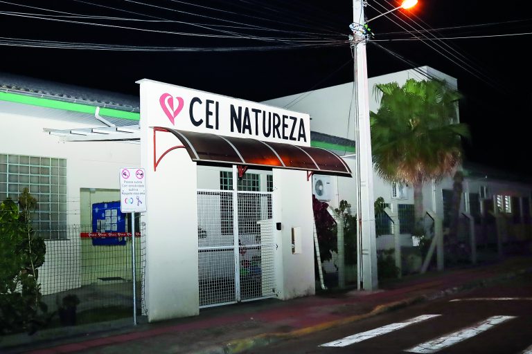 Professora acusada de agredir aluno é solta após audiência de custódia