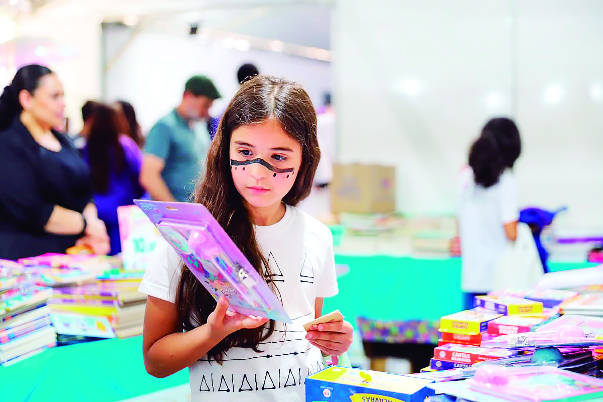Feira do Livro de Criciúma celebra história da imprensa com programação cultural diversificada