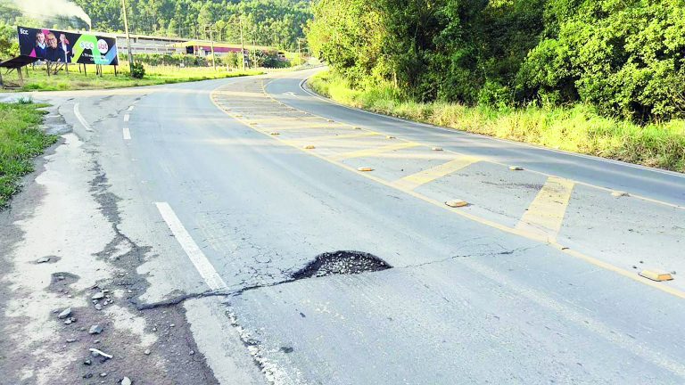 Siderópolis: condição de trecho da SC-455 é tema de reclamação