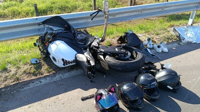 Acidente entre motos mata jovem e deixa três feridos na BR-101