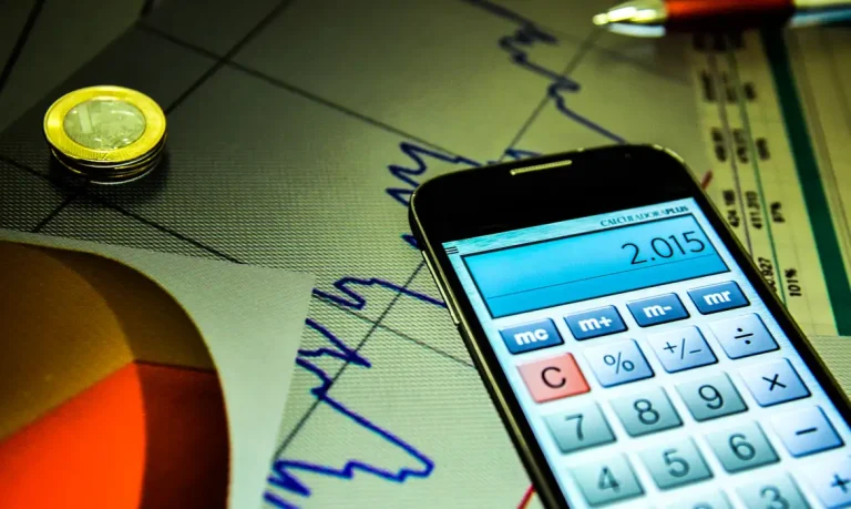 Economia brasileira cresce 0,7% em maio, aponta FGV