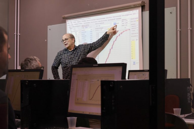 Iparque inicia curso de Macrodrenagem para controle de chuva intensa