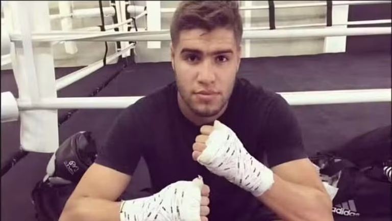 Ex-boxeador morre após passar 11 anos em estado vegetativo