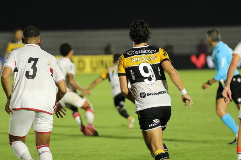 Tigre vacila e cede o empate no interior de São Paulo