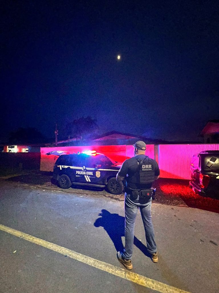 Operação contra tráfico e lavagem de dinheiro prende quatro pessoas em SC