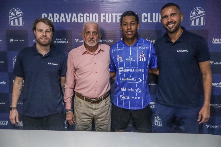 Hiarley assina contrato profissional com o Caravaggio