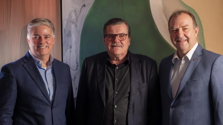 Vice-presidência da Fiesc prestigia posse da nova diretoria do Sindimetal