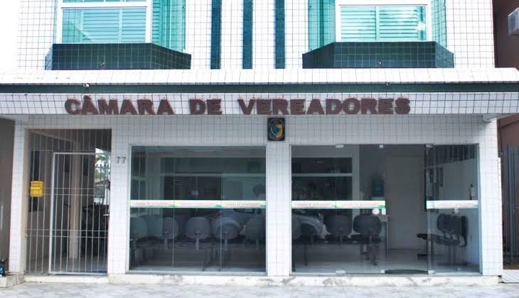 Vereador pede retirada de projeto do auxílio de R$ 1,8 mil em Maracajá
