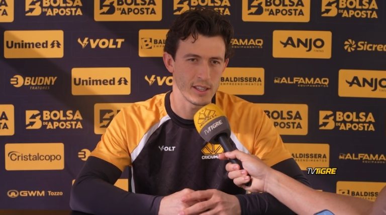 Goleiro Airton, do Criciúma, fala sobre seu retorno após período afastado