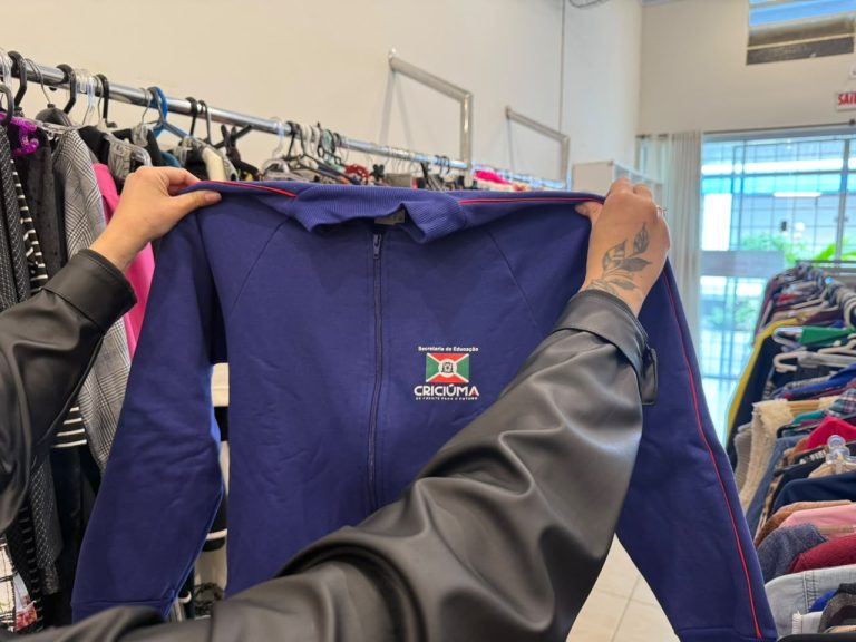 Afasc reforça a importância da destinação correta de uniformes escolares