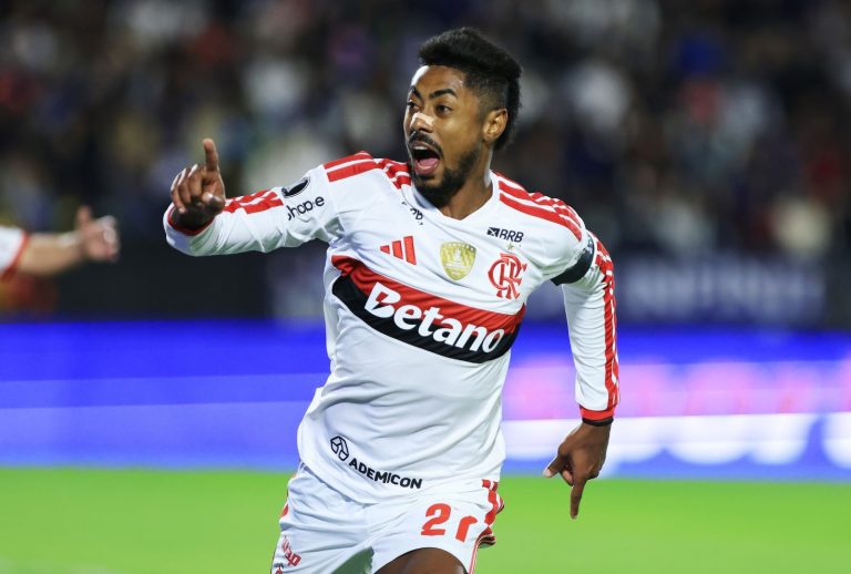Bruno Henrique em Del Valle x Flamengo