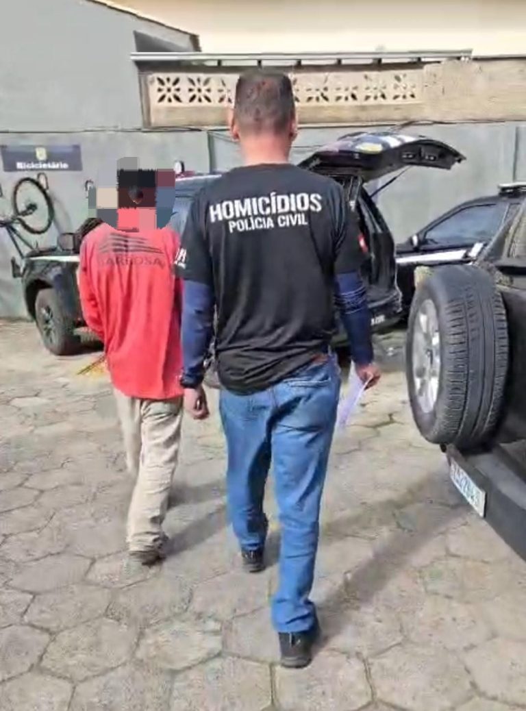 Homem condenado a 16 anos por homicídio é preso pela polícia