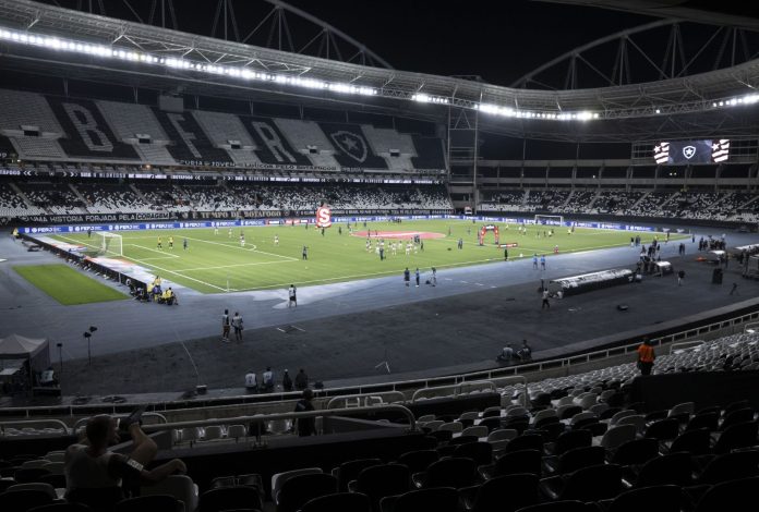 Nílton Santos recebe Botafogo x Grêmio