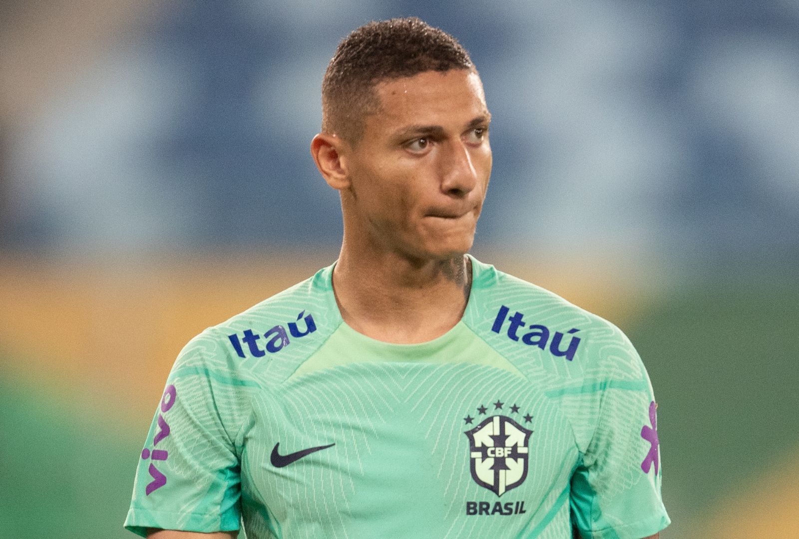 Atacante Richarlison entra no radar de gigante brasileiro  Portal de Notícias