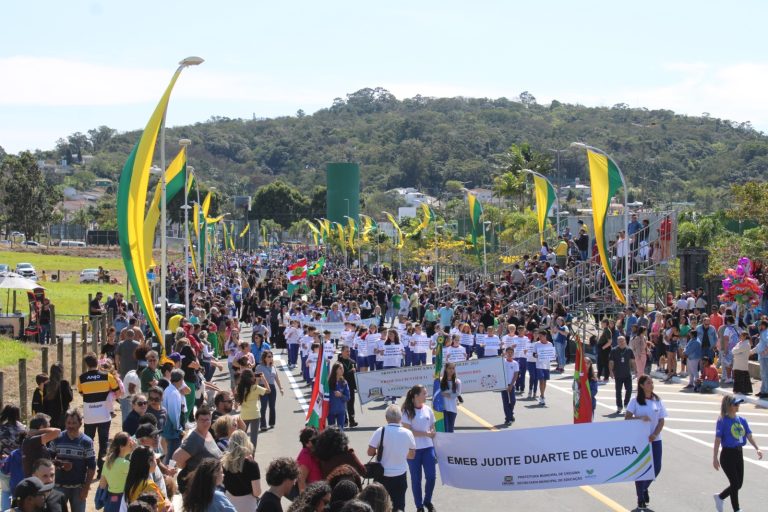 Trânsito de Criciúma terá alterações devido ao desfile. Confira os pontos