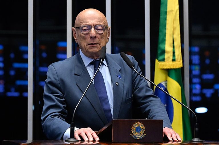 Amin e outros políticos pedem abertura de processo de impeachment de Moraes