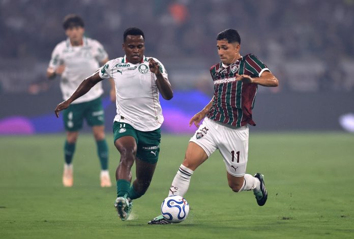 Arias em Fluminense x Palmeiras