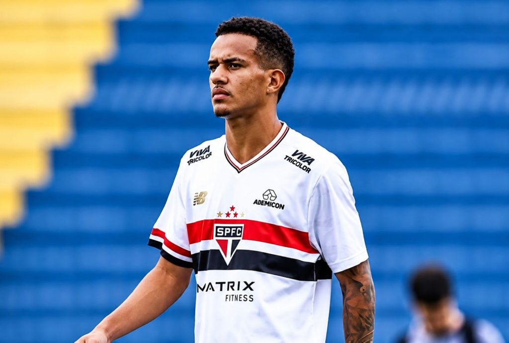 Djhordney, volante do São Paulo