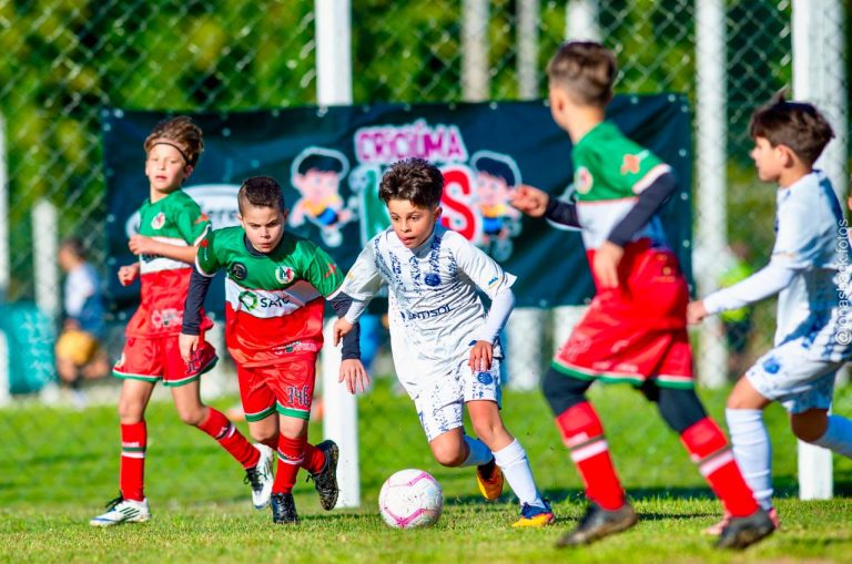Torneio Criciúma Kids Sub-12 reúne oito equipes neste domingo